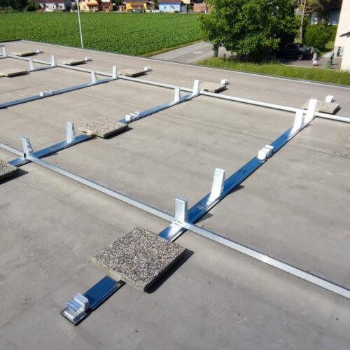 Photovoltaik Anlage Flachdach - BICHLER Installation & Sanitär GmbH