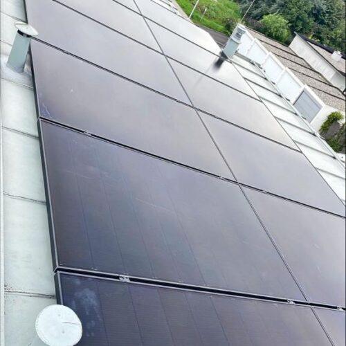 Photovoltaik Anlage Blechfalzdach Leonding - BICHLER Installation & Sanitär GmbH